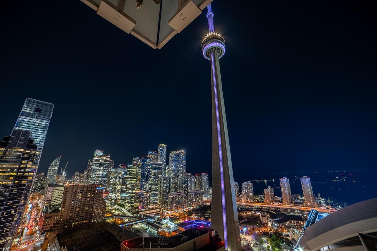 Designer Condo W/ Cn Tower View & Parking Toronto Exteriör bild